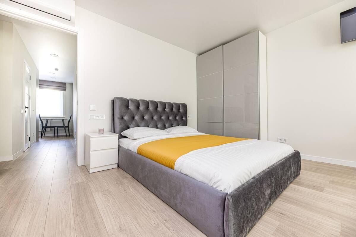 شقة Panevezio G Prie Parko, Panevezio Str By The Park كلابيدا المظهر الخارجي الصورة